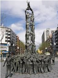 Кастеллес статуя в Таррагоне